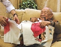 这个世界少了一个有大爱的人 也缺少了许多爱和热闹