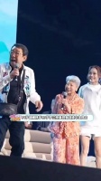 91岁胡枫 携手89岁罗兰 惊喜现身刘德华生日会……