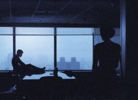 不要对年轻人的问题熟视无睹