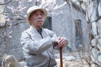 艺术家戴泽走完101岁传奇人生，“戴泽笔下的北京”展览本周开展