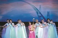 曲艺之乡潮出圈 八方戏迷齐打卡