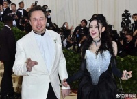 当年Amber给马斯克cos守望天使？吃瓜群众不信，老马爆照，惊呆！