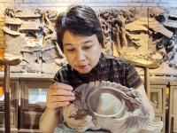 与泥对话传文化