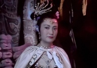 白骨精旁边就是镇元大仙，为何她不寻求人参果，非要死磕唐僧？