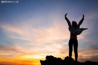 “命苦”的人，三种习惯伴一生，要改