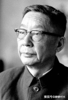 老舍提醒：目光短浅的男人，会遇到3件“忧心事”