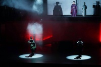 话剧《蓟州疑云》：当代悬疑视角重构《水浒》