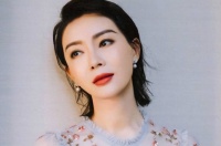 女人想让你追求，往往会有这些举动，装不出来