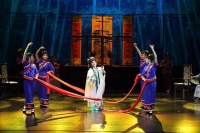 原创古装沪剧《丁娘子》首演，唱响非遗“松江布”故事