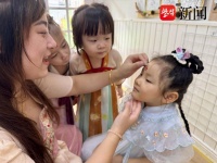 “月很圆.爱很满”小朋友在开心欢愉中，记住了中秋