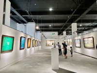 顺义老厂房变身艺术园区，俄罗斯油画精品展开幕