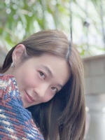 TVB力捧小花港漂十年成绩佳！入驻千万豪宅，曾穷到户口剩数十元