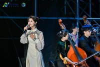 月下江边，赏民乐听“长江故事”