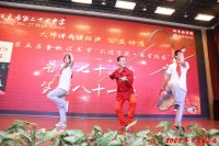 六小龄童跟孔德中学学生分享“美猴王精神”