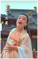 65岁张兰汉服跳女儿情，反差萌毁三观，网友惊叹！