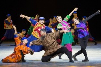 多民族文化盛宴贺新中国74周年华诞