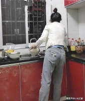 江西：弟媳寄来十斤牛肉，女子看了一脸嫌弃，这冻肉是给人吃的吗