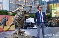 “许鸿飞雕塑世界巡展——泰国站：爱在暹罗”开幕