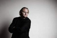 马上评｜关注诺贝尔文学奖，“凑热闹”也是有意义的