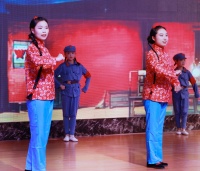 传唱红色经典 激扬青春力量