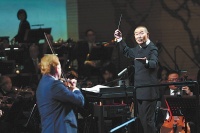 谭盾执棒演绎《武侠三部曲》