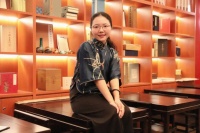 在历史与虚构之间低调转身——对话《雍正：天地古今惟一啸》作者郑小悠