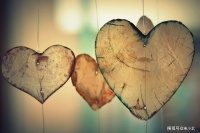 女人到了中年，基本都逃不过两种“苦”