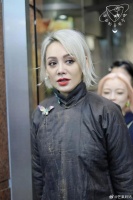 宁静这身衣服竟然还是高定，设计有着看不懂……