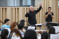 83岁艾森巴赫带队，百人节日乐团冲刺上海国际艺术节