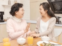 婆婆在儿媳面前的底气，不是手里有多少钱，而是拥有这两样东西