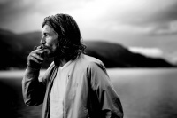 克瑙斯高“四季”系列第一本《在秋天》有了中文版