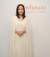 心情平复！港女星离婚后现身活动状态佳，更自曝与前夫仍天天联络