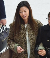 全智贤素颜真好看啊，一颦一笑美的毫不费力……