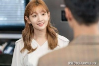 女人想你了，即使嘴上不会明说，但会给你这4个“信号”！