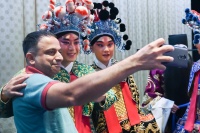 中外记者沉浸经典传统剧目《长生殿》