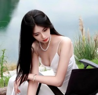 孙铭徽前女友庆生照！穿吊带白裙秀性感身材，大胆告白却惨遭分手