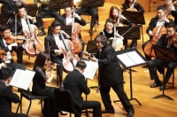 纪念勃拉姆斯诞辰190周年，汤沐海执棒北交再奏两部交响曲