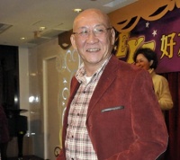 录节目黑脸！TVB知名老戏骨遭降级待遇，为尽快还清公司堆积债务