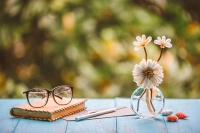 远离你身边这3种“好心人”