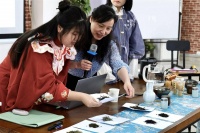 探茶秘、品茶香、享茶趣，武汉高校学子沉浸式体验宋韵茶艺