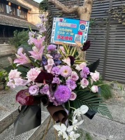 hi6节目组为杨紫、檀健次准备的长相思见面会花篮……