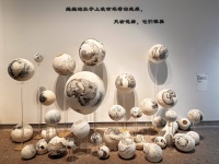 小学生用美术作品表现母亲的妊娠纹：不是难看的疤痕，是花瓣