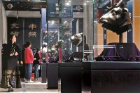 圆明园展出五尊兽首