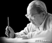 87岁杨绛被故友表白，仅用一句话，就让对方羞红脸，再也不敢上门