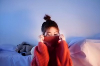 两个人在一起，有这些表现的人，其实就是爱上你了