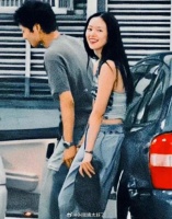 章子怡和霍启山这张旧图里章子怡真的好漂亮