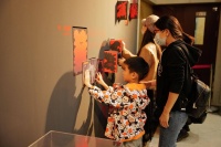 中央美院美术馆馆藏毕业生新作 探讨“人与自然和谐共生”