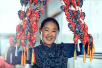 山东临沂：非遗文化流指尖 手绣走出沂蒙山