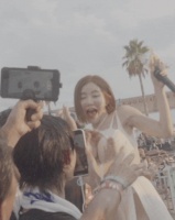 DJ Soda音乐节被袭胸事件！发表声明：我原谅他们了..