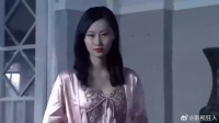 红箭姑娘洗完澡，故意换上冰丝睡衣，军官魂都被勾走了